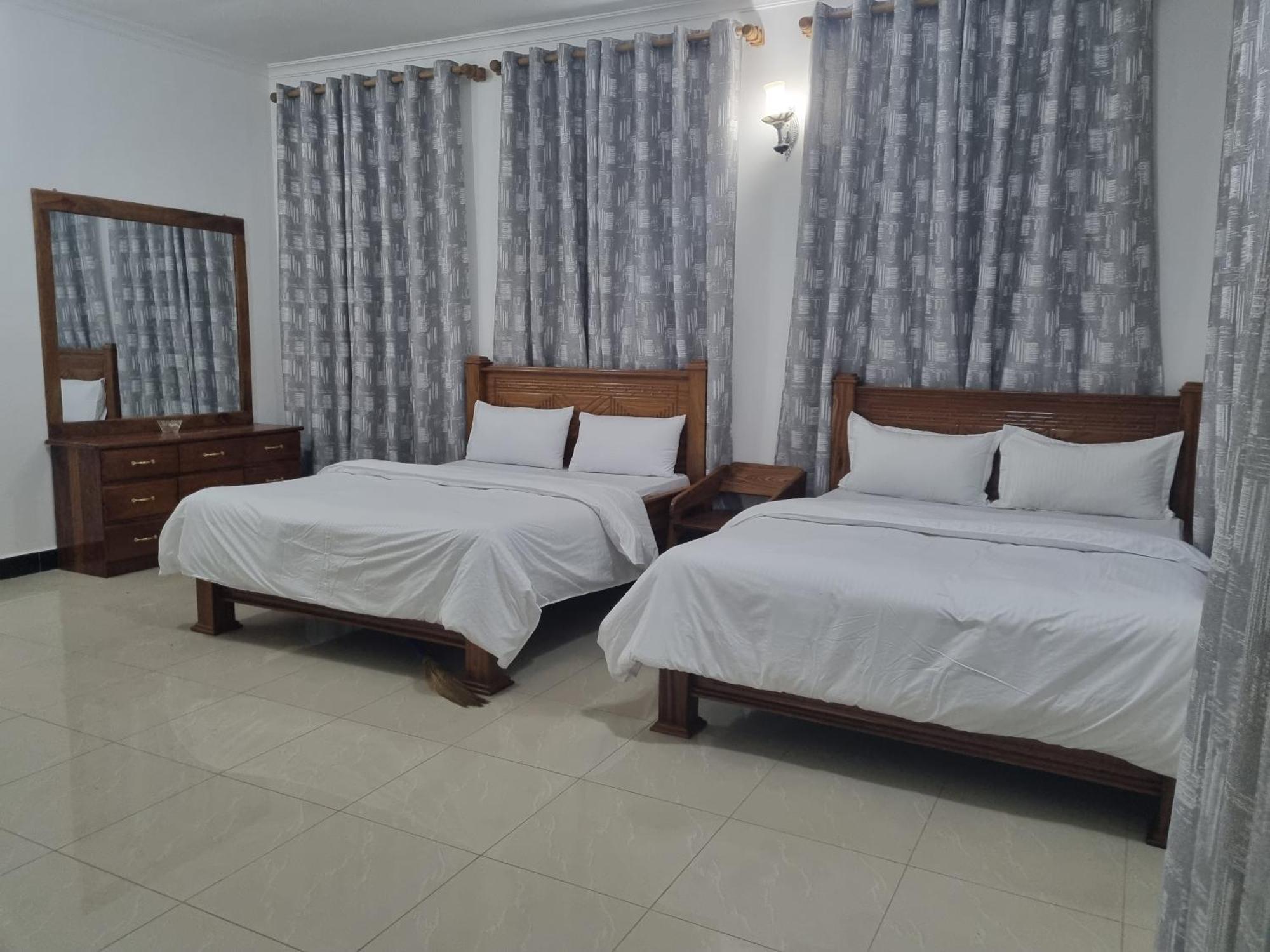 64 Zenj House Luxury Airport B&B Mbweni Exterior foto