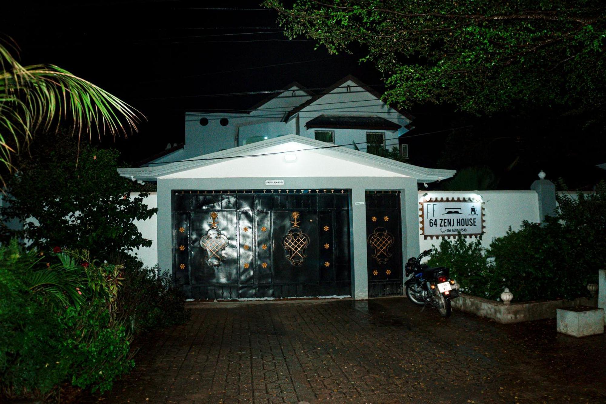 64 Zenj House Luxury Airport B&B Mbweni Exterior foto